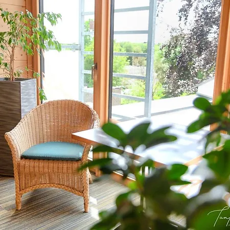 Sleepwood Hotel 3*